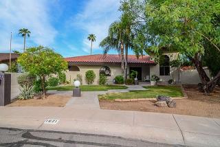 1621 Echo Ln, Phoenix, AZ 85020-3922