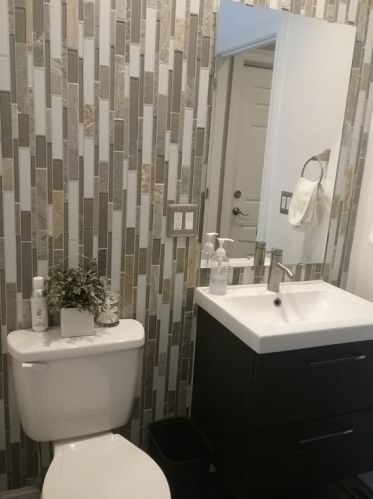 465 Montgomery Rd, Montgomery MA 01085-1061 exterior