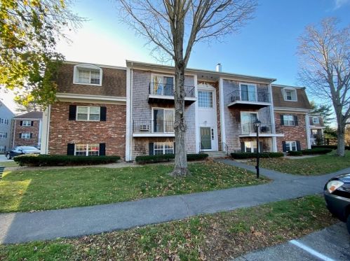 13 Chapel Hill Dr, Plymouth, MA 02360-6037