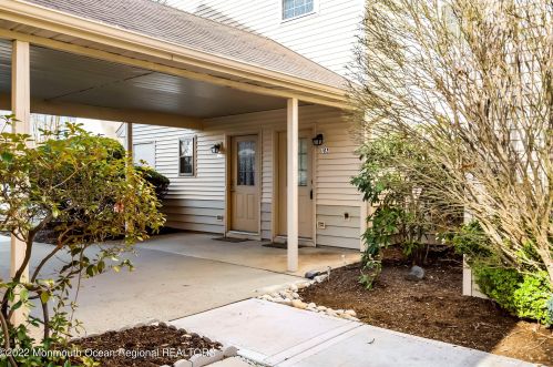 102 Daffodil Dr, Jackson Twp NJ  08527-4171 exterior