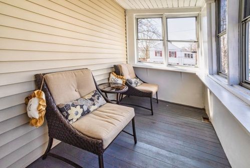 34 Lawn Ave, Quincy MA 02169-7336 exterior