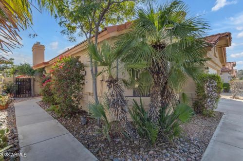 4519 Amberwood Dr, Phoenix, AZ 85048-7627