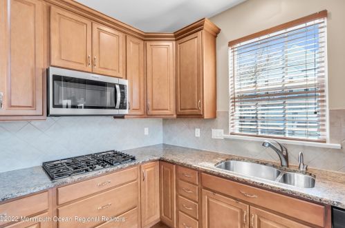 85 Brookfield Dr, Jackson Twp NJ 08527-3857 exterior