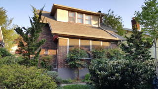 1914 Maplewood Pl, Louisville, KY 40205-1027