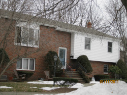 74 Mosman St, Newton, MA 02465-1303