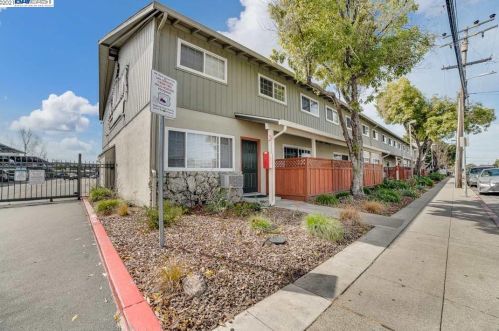 740 Fargo Ave, San Leandro CA  94579-2141 exterior