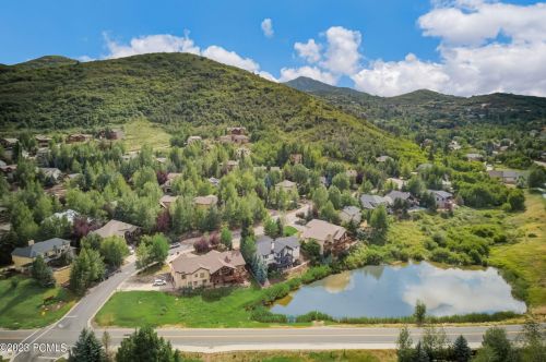 3152 Julies Dr, Park City UT 84098-8417 exterior