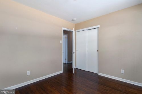 605 Washington Ave, West Deptford NJ 08096-3547 exterior