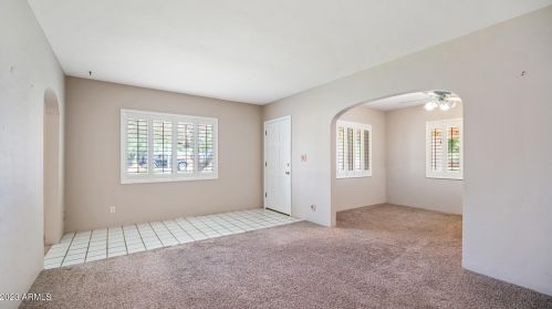 2511 Cheery Lynn Rd, Phoenix, AZ 85016-7411