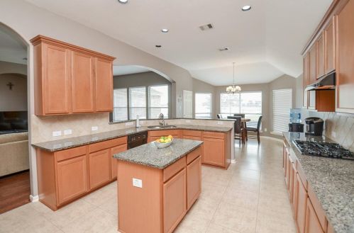 9111 Bonbrook Bnd Ln, Richmond TX 77469-4730 exterior