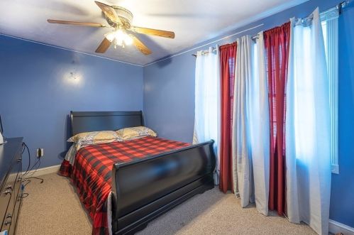 71 Paul Revere Ter, Taunton MA  02780-3813 exterior