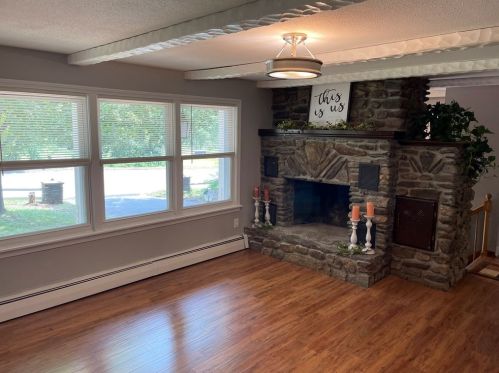 19 Brookfield Rd, North Brookfield MA  01535-1315 exterior