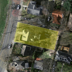 122 Side Pkwy, Newton MA 02458-1817 aerial view