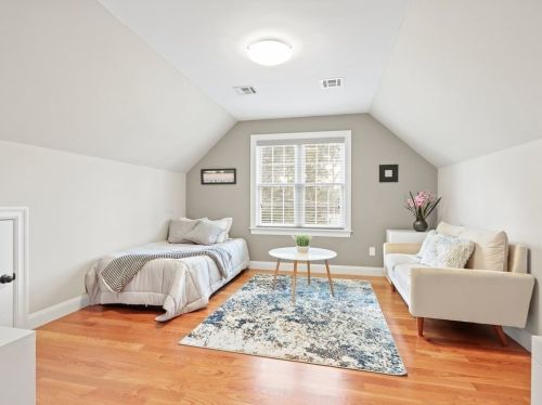 51 Mann Ave, Needham MA 02492-4533 exterior