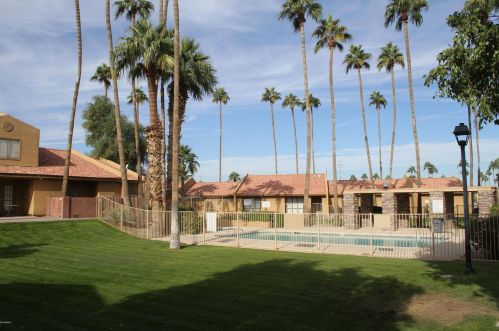 3511 Baseline Rd, Phoenix AZ 85042-7225 exterior