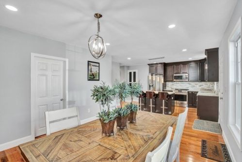 40 Roundy St, Beverly MA  01915-3213 exterior