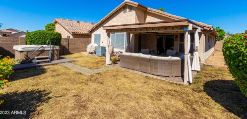 2029 Angela Dr, Phoenix AZ 85032-2351 exterior