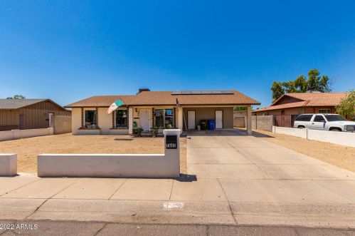 7605 Avalon Dr, Phoenix, AZ 85033-5414