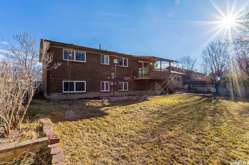 8146 Bryce Dr, Sandy UT 84070-0457 exterior