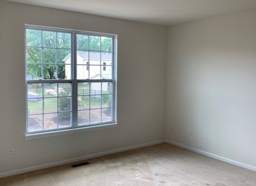 129 Barbers Corner Rd, Lemont IL 60440-2069 exterior