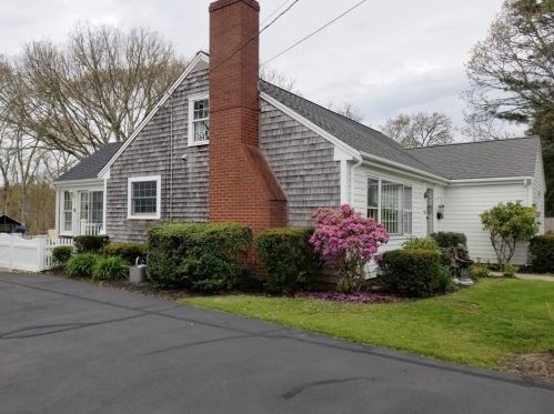 75 Main St, Yarmouth, MA 02664-3117