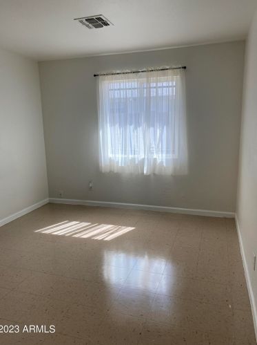 2905 Atlanta Ave, Phoenix AZ 85040-2709 exterior