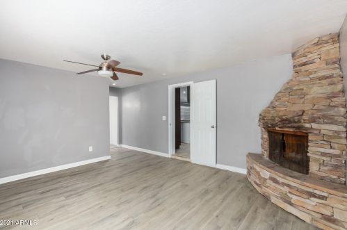 1202 Bethany Home Rd, Phoenix AZ 85015-1938 exterior