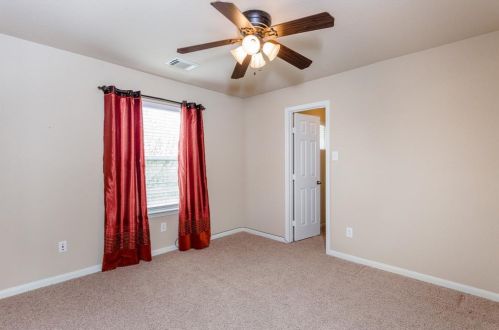 6311 Carnaby Ln, Richmond TX 77471-4588 exterior