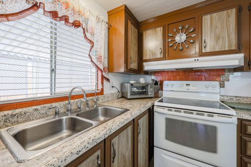 19410 25 St, Phoenix AZ 85008-4914 exterior