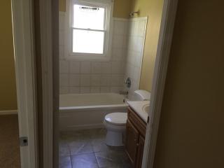 4511 Aral Dr, Louisville KY  40219-1207 exterior