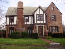 20 Alderwood Rd, Newton, MA 02459-1248