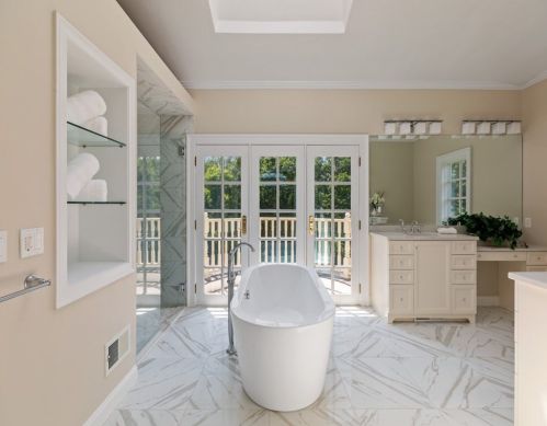 3 Glenwood Rd, Southborough MA 01772-1127 exterior