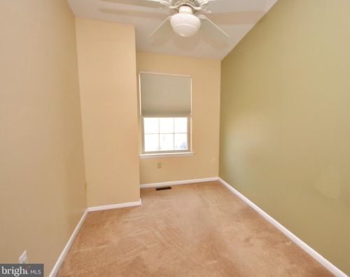 161 Evan Ct, West Deptford NJ 08086-2008 exterior