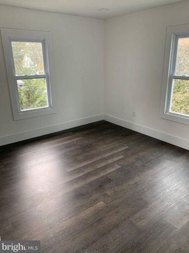 262 Barber Ave, West Deptford NJ  08096-2613 exterior