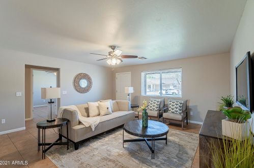 3009 Anderson Dr, Phoenix AZ 85053-1812 exterior