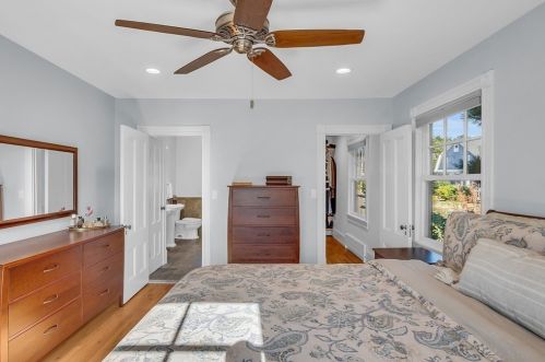 12 Baker Ave, Beverly MA 01915-3504 exterior