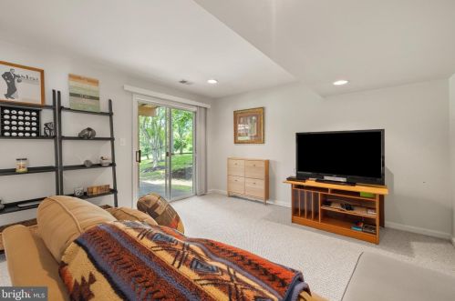 5356 Tarkington Pl, Columbia MD 21044-5407 exterior