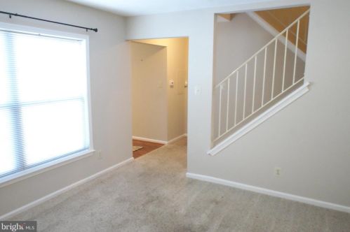 30 Caraway Ct, West Deptford NJ 08086-2407 exterior