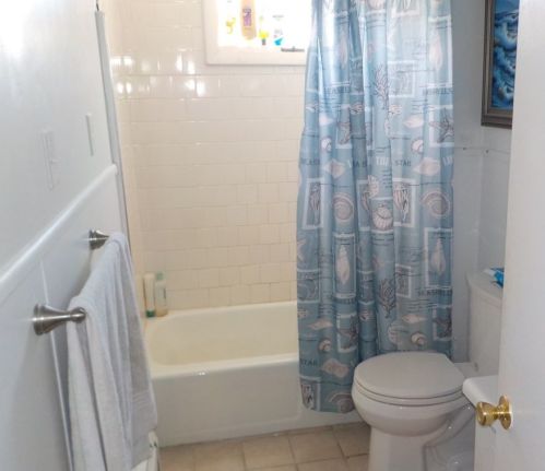 199 Franklin St, Fall River MA 02720-4928 exterior