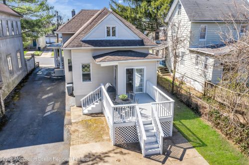 119 Pearl St, Tinton Falls NJ 07701-1522 exterior