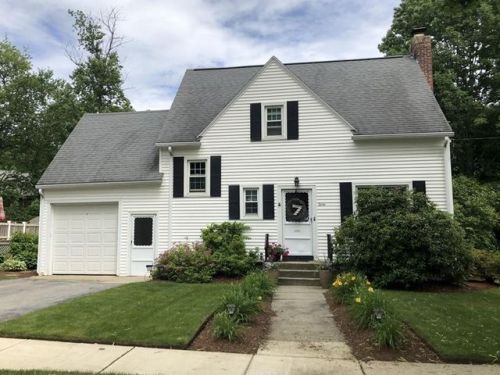 7 Cardinal Rd, Worcester, MA 01602-1709