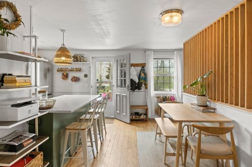 582 Massasoit Rd, Eastham MA 02642-1500 exterior