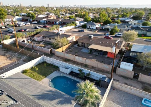 2113 Amelia Ave, Phoenix AZ 85037-2408 exterior