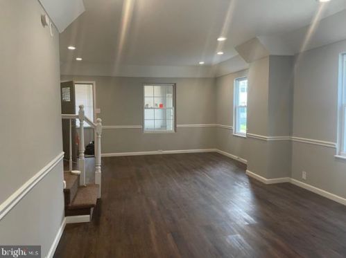 322 High St, West Deptford NJ  08096-2226 exterior