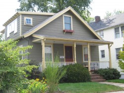 18 Upham St, Newton, MA 02465-1520