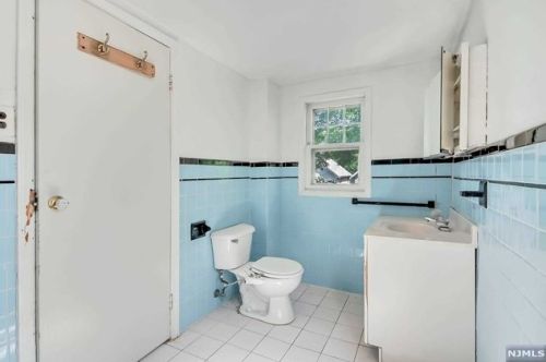 410 Davis Ave, Kearny NJ 07032-3510 exterior