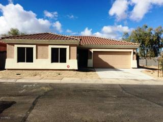 8221 5th Ln, Phoenix, AZ 85041-8140