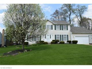 32667 Lisa Ln, Cleveland, OH 44139-5582