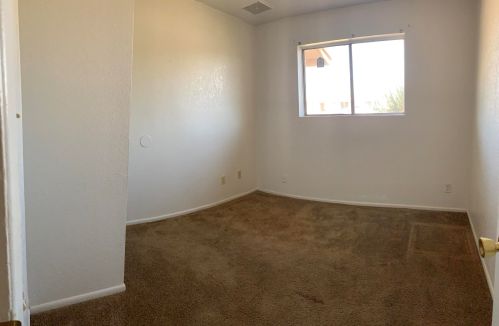 1739 Behrend Dr, Phoenix AZ 85050-7922 exterior