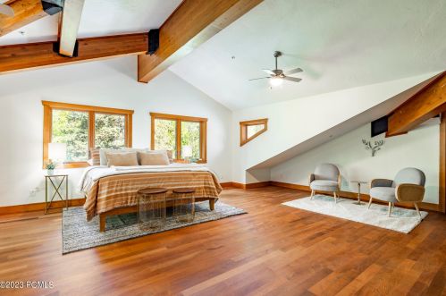 2505 Bear Holw Dr, Park City UT 84098-8524 exterior